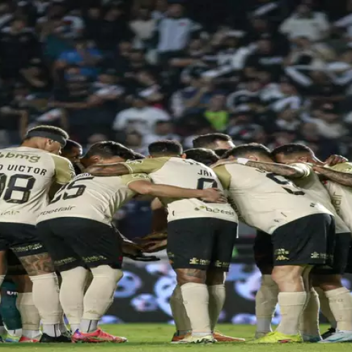 Vasco quebra jejum de vitórias no Brasileirão com triunfo sobre o Atlético-MG